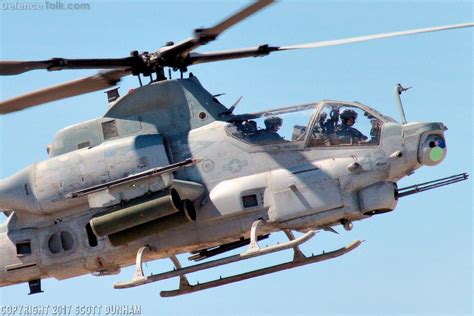 Usmc Ah 1z Viper Helicopter Gunship Defencetalk Forum