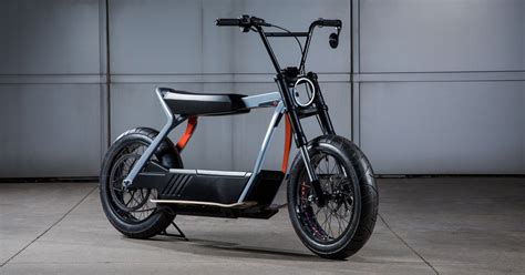 When it didn't pack enough power to conquer the hills of milwaukee, they adjusted the engine to work with a bike without pedals. harley-davidson shows off its electric scooter concept and ...