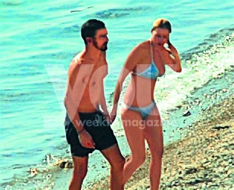 Κύριος τζενη μπαλατσινου νέα δημόσια εμφάνιση για την τζένη μπαλατσινού χωρίς τον κικίλια junior. Οι αγκαλιές και τα φιλιά της Μπαλατσινού με το νέο της ...