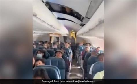 Video Extreme Turbulence On Hawaiian Airlines Flight Injures Dozens