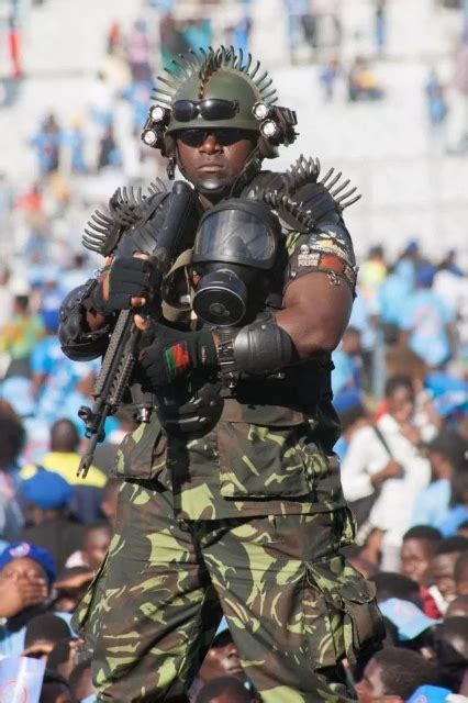 Malawis Presidential Bodyguard Dubbed Worlds Scariest Photo