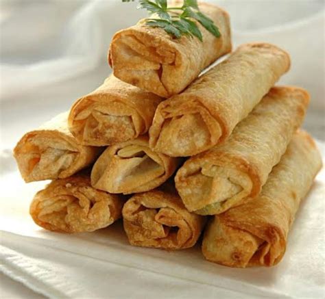 Golden Delights Spicy And Tasty Frozen Veg Spring Roll Pkt Qty 25