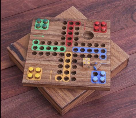 Pin by CARRÉ on GAMES Wood games Wooden board games Wooden games