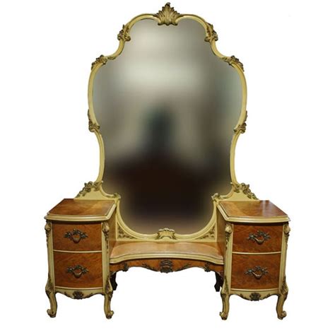 Today many designers use the nevertheless, we should not forget about the primary function of mirrors: Vintage French Provincial Bedroom Vanity Mirror Desk at ...