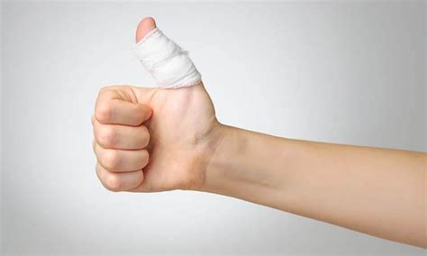 How To Bandage A Cut Finger Go Time Prepper