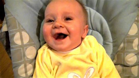 Bébé Fou De Rire Baby Laughing Youtube