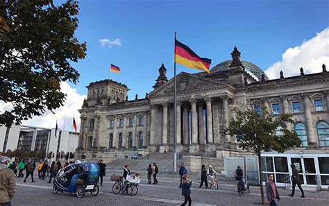 Deutschland), formellt förbundsrepubliken tyskland (tyska: Tyskland åter öppet för svenska besökare | Bussmagasinet