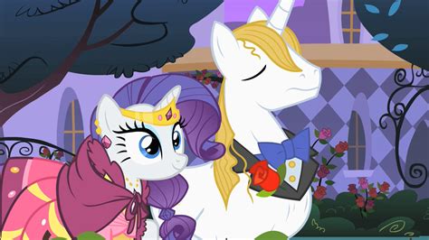 Image Rarity And Blueblood In Front Of Applejacks Stand S01e26png