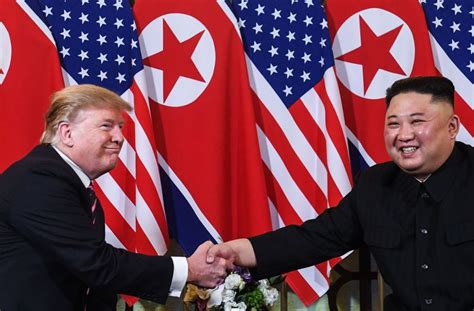 Kim jong il was not a particularly fat man even after becoming leader, and he was even less so prior to 1994 when his father, kim il sung, died very suddenly only days after meeting up with former president jimmy carter. Zweiter Gipfel in Hanoi: Donald Trump und Kim Jong Un ...