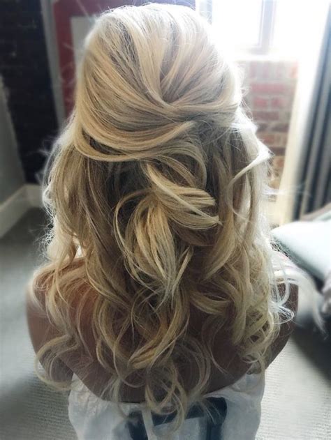 37 Beautiful Half Up Half Down Hairstyles For The Modern Bride Tania