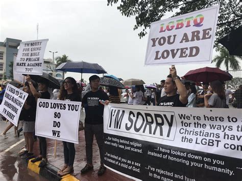 Hecklers Turn Up At 2019 Pride March Other Religious Groups Apologize