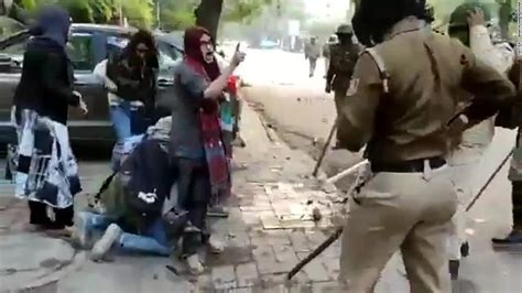 Citizenship Amendment Act The Women In Jamia Millia Video Say India