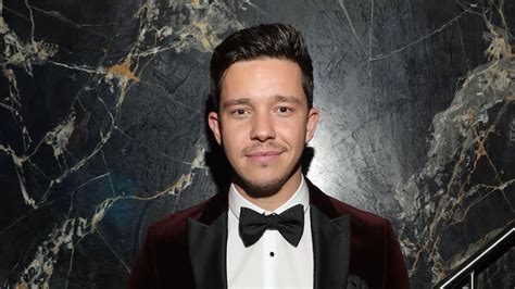 Santos is the core city of baixada santista , a coastal metropolitan area with 1.6 million people, and contains the most important port in south america. Nico Santos enttäuscht: So war es für "The Voice"-Talent ...