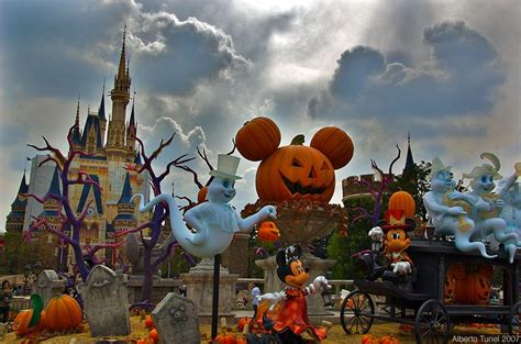 Arriba 84 Imagem Disney Halloween Background Thcshoanghoatham Badinh