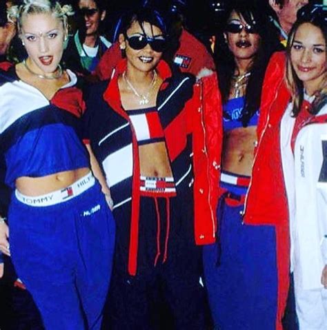 Rashida Jones Just Posted The Ultimate 90s Tbt Photo