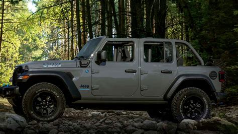 Jeep Adds Plug In Hybrid Value With Wrangler Willys Xe Grand Cherokee