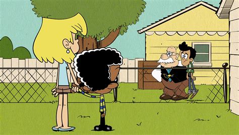 Image S2e01 Mr Grouse Holding Bobby Png The Loud House Encyclopedia Fandom Powered By Wikia