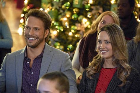 hallmark christmas movies 2019 full list and schedule the nerdy