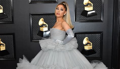 Ariana Grande Wows In Big Ball Gown On Grammys Red Carpet