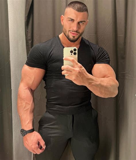 Sexy Big And Muscular — Ex Plorer 30 Vladislav Gerasimov Ig