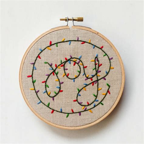 25 Christmas Hand Embroidery Designs And Christmas Hand Embroidery Kits