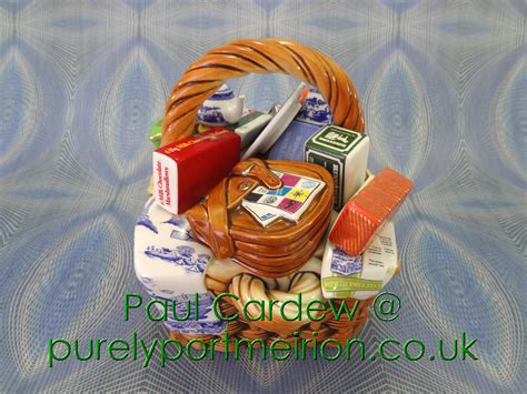 Paul Cardew Design Large Ringtons Tea Delivery Basket