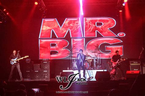 The band members are vincent lemmen, ilco slikker, jeroen kikkert, bas de graaff and maurits westerik. Concert Coverage MR.BIG LIVE IN MALAYSIA 2017 - WLJack ...