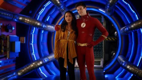 The flash sold cicada as the main villain for the season consistently throughout, but the main character to support that idea was nora. THE FLASH: It's A Family Affair In The New Promo & Photos ...