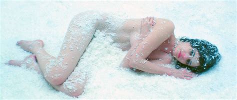 Naked Eva Green In White Bird In A Blizzard