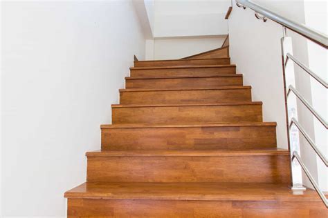 Put the first laminate tile over the mark, making sure that the center of the tile is exactly. 5 Reasons You Should Install Laminate Flooring On Stairs ...