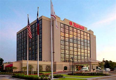 Marriott is well known for its portfolio of luxury properties that includes iconic brands such as the ritz carlton and st. The 287-room Houston Marriott South At Hobby Airport ...