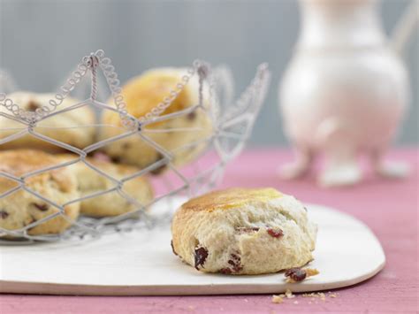 Den backofen auf 175 °c vorheizen und eine kastenform gut fetten. Kleine Cranberry-Kuchen | Rezept | Rezepte, Essen humor ...