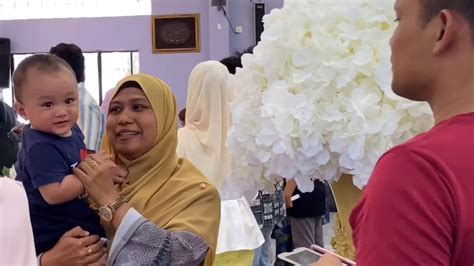 Penganjuran majlis perkahwinan yang kurang daripada 100 jemputan memerlukan pengawasan dua anggota rela, 100 hingga 300 jemputan (tiga anggota rela) dan 300 hingga 500 jemputan (empat anggota rela). Majlis Perkahwinan Mahani ️ Hafizi - YouTube