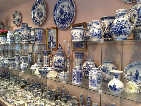 A Trip To The Delft Blue Pottery Factory De Delftse Pauw The Museum