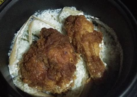 Ketika memesan, kamu bisa mengambil sendiri nasinya. Resep Nasi Uduk Ayam Spicy McD oleh Zuhaira Zamila - Cookpad