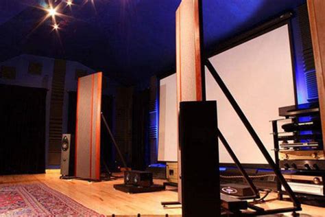 Home Theatres That Will Make You Green With Envy 24 Pics