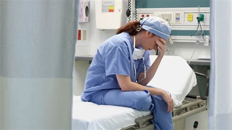 More Evidence Burnout Ups Risk For Errors Critical Care Nurses