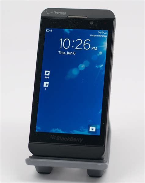 Blackberry 10 phones & os; New BlackBerry 10.2.1 Update Puts Windows Phone On Notice