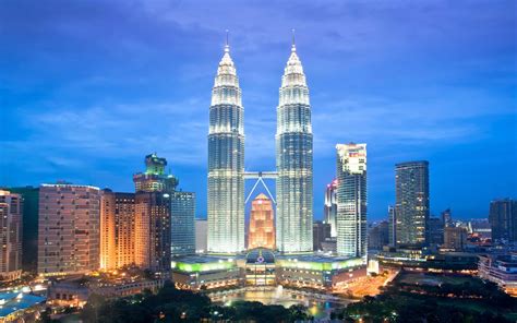 Petronas Tower Malaysia Best Hd Wallpaper Picture