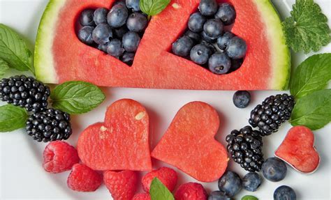 14 Fructe De Vara Care Te Ajuta Sa Slabesti Sfatulparintilorro