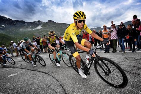 De ronde van frankrijk is een zeer bekende jaarlijkse wedstrijd voor wielrenners en loopt over meerdere dagen. Ronde van Frankrijk start in 2021 in Brest - Het Belang ...