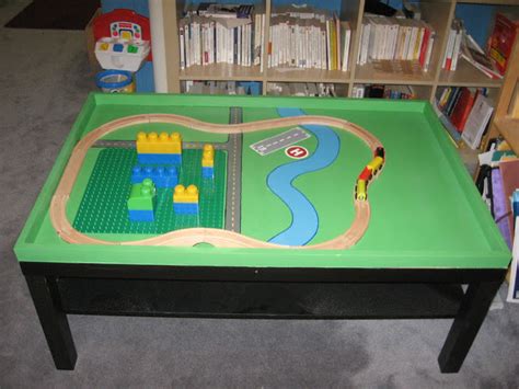 See more ideas about train table, train, toy train. Super-Cool Lego and Train Table - IKEA Hackers - IKEA Hackers