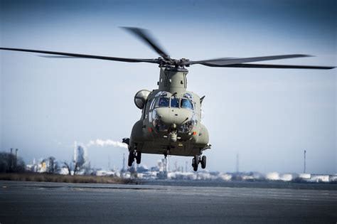 Boeing completes Chinook Mk6 deliveries to UK - Defence Helicopter ...