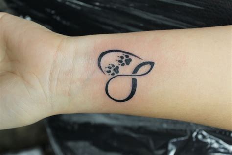 @westend_tattoo #tattoo #budapest westend tattoo #small tattoo #heart tattoo #infinity tattoo # ...