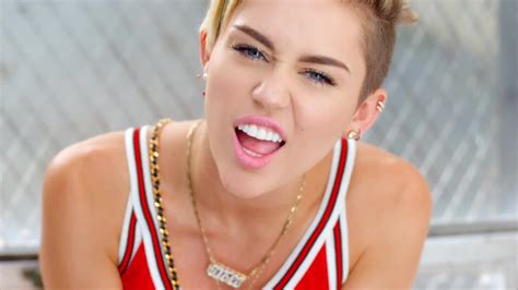 Miley Cyrus Wallpaper 23 69 Images