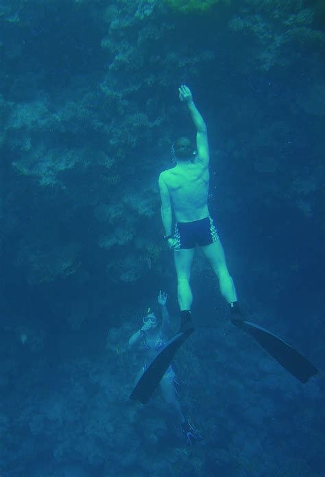 File:Blue Hole Sinai-Free Diving.jpg - Wikimedia Commons