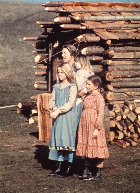 Mary Laura And Carrie Ingalls From Little House On The Prairie Halloween Costumes For
