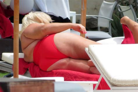 Gemma Collins Sexy And Topless 83 Photos Thefappening