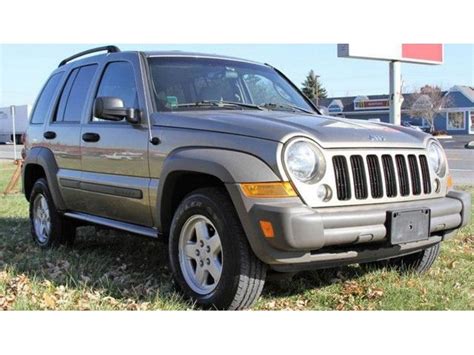 Research the 2006 jeep liberty at cars.com and find specs, pricing, mpg, safety data, photos, videos, reviews and local inventory. 2006 JEEP LIBERTY SPORT 4X4! V6! 103K Clean Miles - SUVs ...