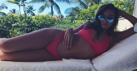 Hailee Steinfeld Sexy Wears Pink Bikini On A Boat In The Bahamas Nude